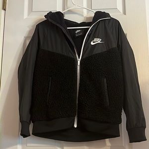 Black Large (kids) Nike Jacket